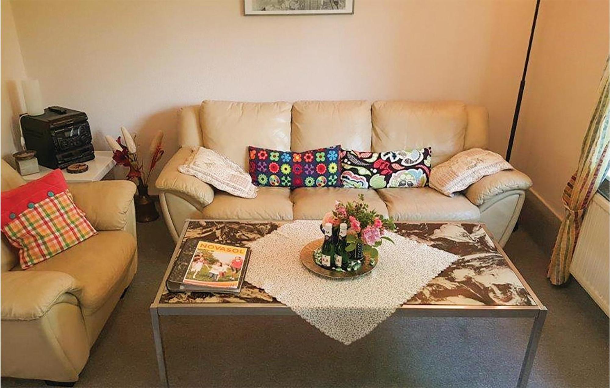 1 Bedroom Nice Apartment In Flueggendorf Klausdorf  Экстерьер фото
